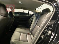 نيسان ألتيما